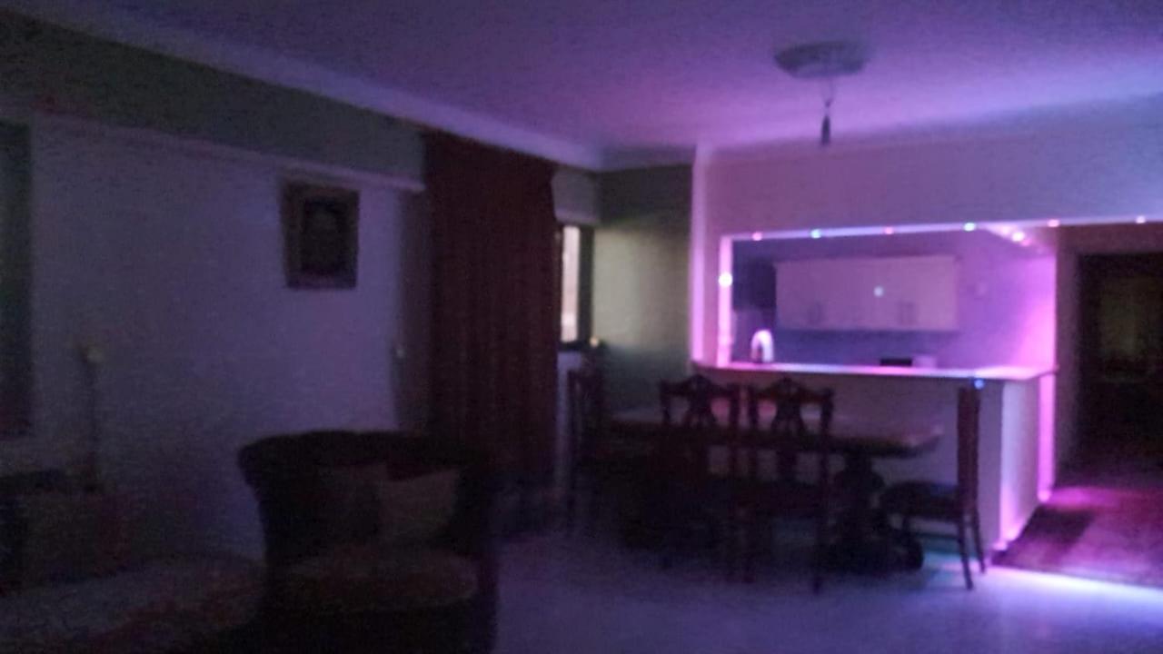 Sea View Flat For Family Only In Miami Apartment *