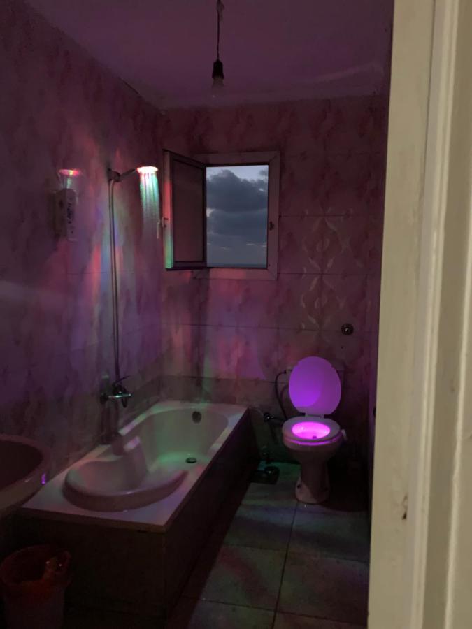 Sea View Flat For Family Only In Miami *