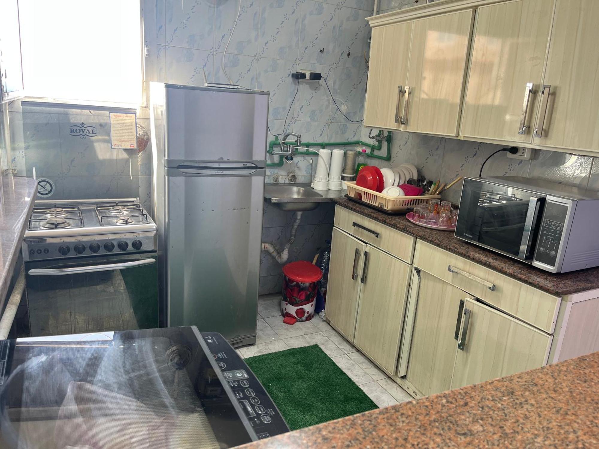 Sea View Flat For Family Only In Miami